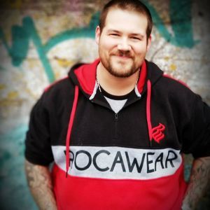 Meet your Posher, Dustin